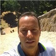 Insegnante madrelingua Spagnolo impartisce lezioni (lettura,scrittura,conversazione) ad alunni di qualsiasi etá, per imparare o migliorare il proprio livello. Lezioni di persona o in video-call